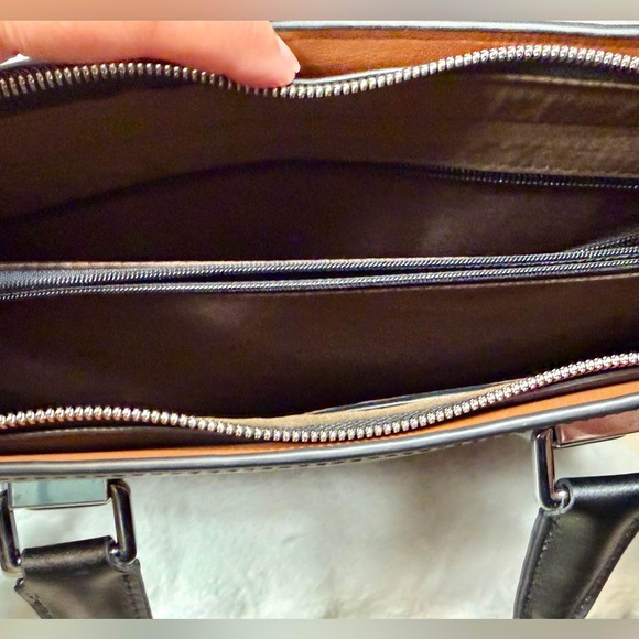 BOSTANTEN Black
Saffiano Leather
Briefcase / Laptop Bag - Picture 4 of 7